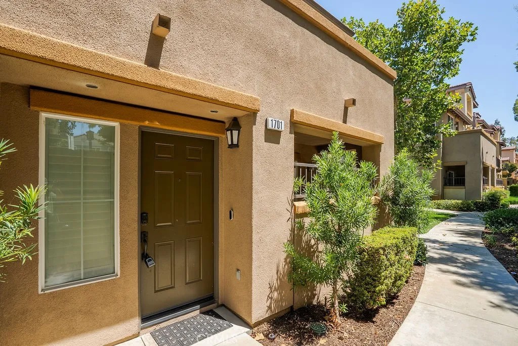 17871 Shady View 1701