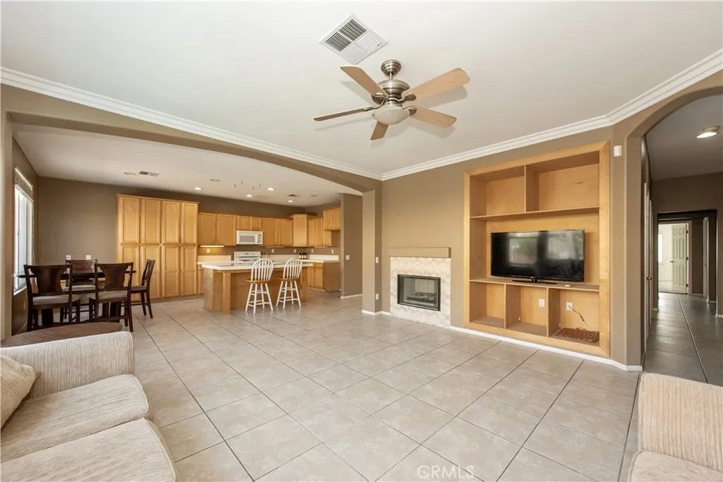 7182 Wild Lilac Court