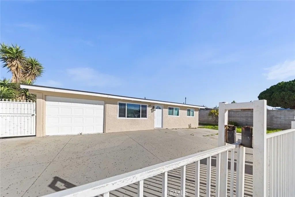 Photo of 17437 Northam St, La Puente, CA 91744 (MLS # CV26006127)
