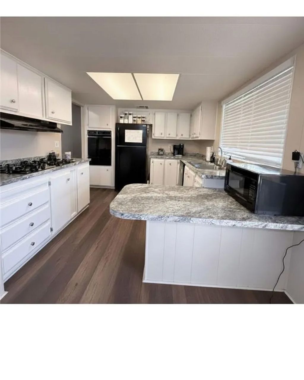 Photo of 2205 W Acacia AVE #200, Hemet, CA 92545 (MLS # IV26107534)