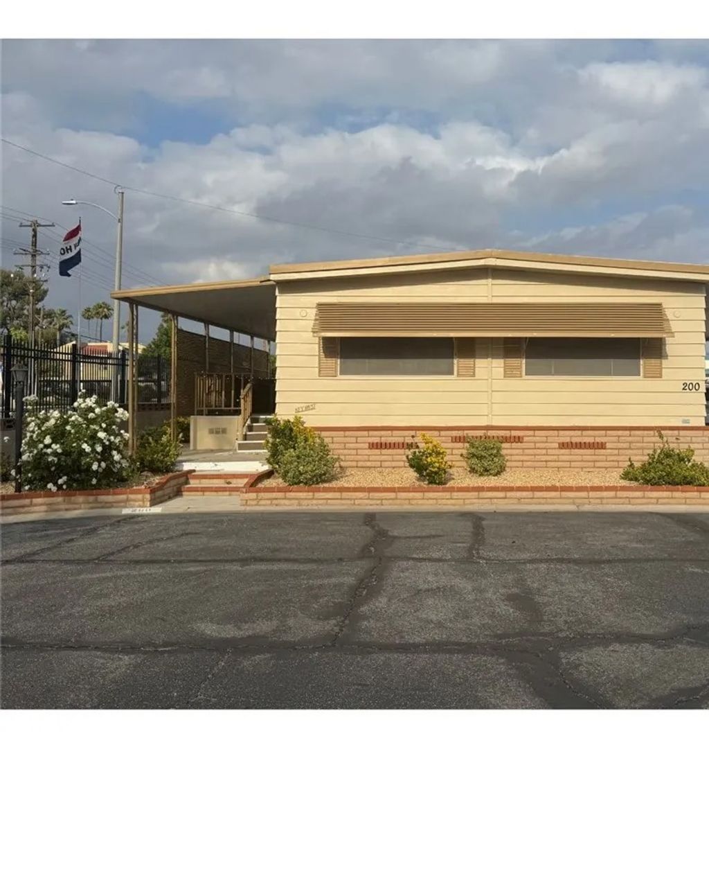 Photo of 2205 W Acacia AVE #200, Hemet, CA 92545 (MLS # IV26107534)