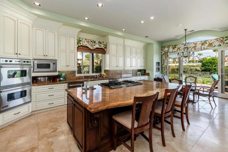 7104 Aviara Drive