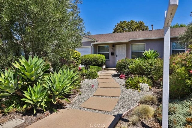 323 E El Sur Street, Monrovia