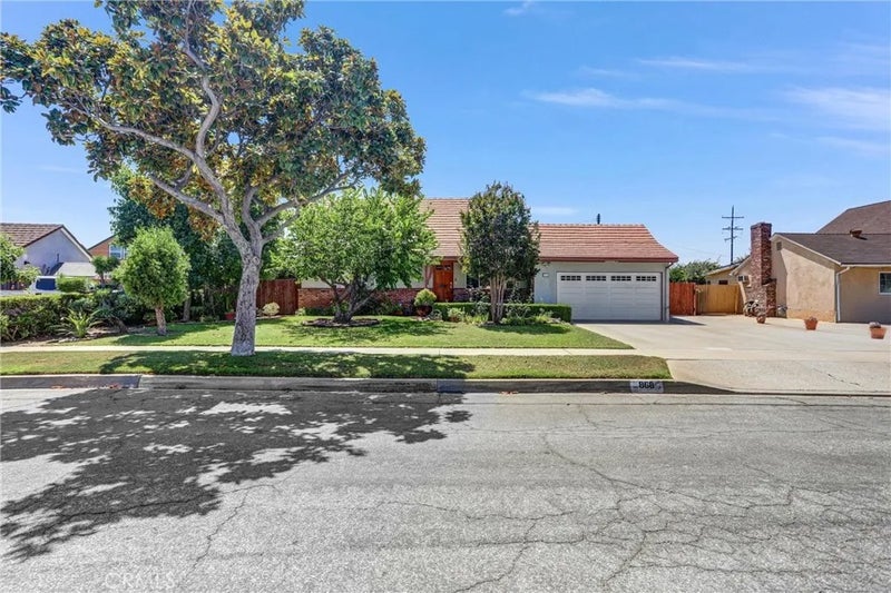865 N Garsden