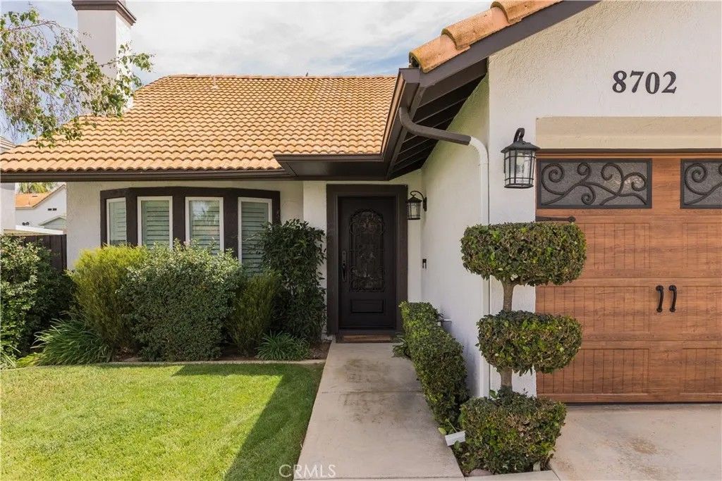 Photo of 8702 Barton St, Riverside, CA 92508 (MLS # IV26082812)