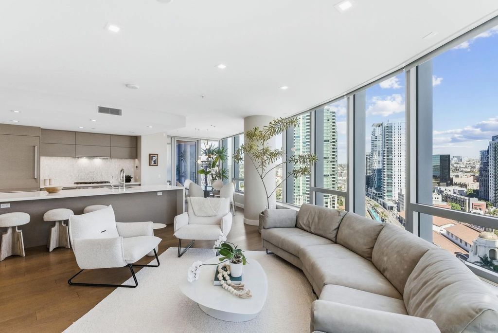 Photo of 888 W E Street #1705, San Diego, CA 92101 (MLS # 260003474)