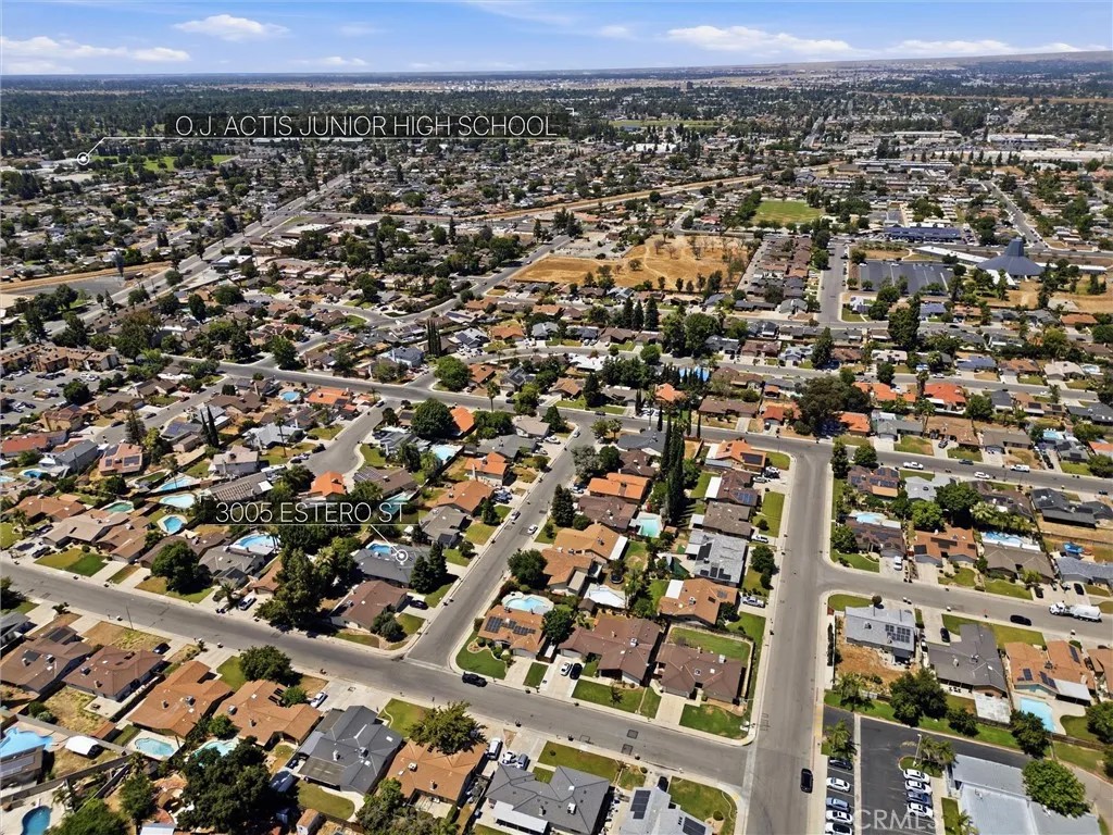 3005 Estero