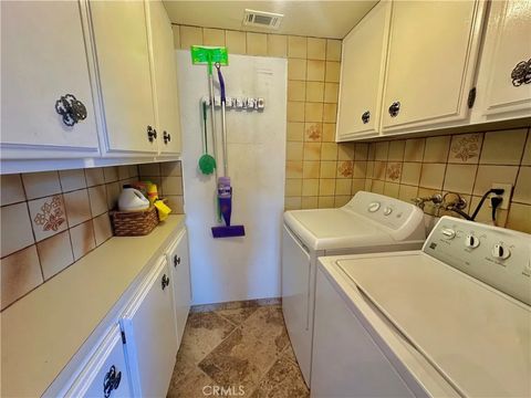 Photo of 26576 Bluewater Rd, Helendale, CA 92342 (MLS # HD26044592)