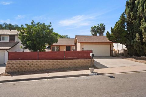 2038 Siegle Dr Lemon Grove CA 91945