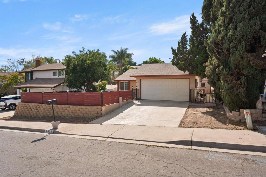 Photo of 2038 Siegle Dr, Lemon Grove, CA 91945 (MLS # 260006240)