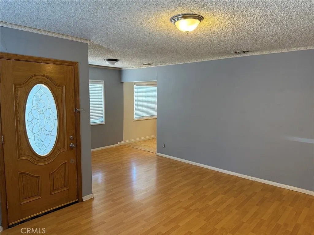 Photo of 1040 W 220th St, Torrance, CA 90502 (MLS # IV26072358)