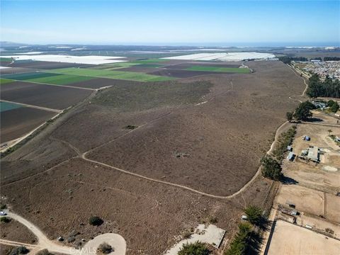 1520 Highway 1 Nipomo CA 93444