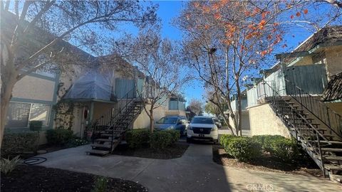 Photo of 2560 Gonzaga Ln, Riverside, CA 92507 (MLS # CV26011917)