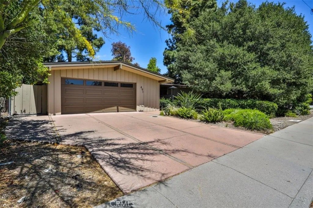 Photo of 491 Blaisdell Drive, Claremont, CA 91711 (MLS # CV26090170)