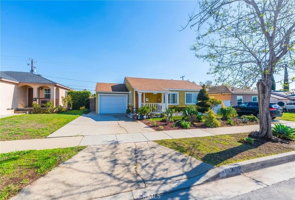 Photo of 13022 S Budlong Avenue, Gardena, CA 90247 (MLS # SB25267464)