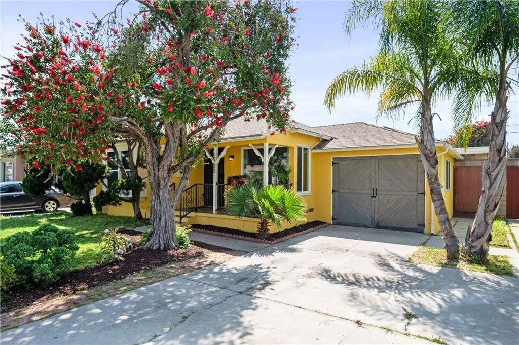 Photo of 2722 W 146th St, Gardena, CA 90249 (MLS # SB26063878)