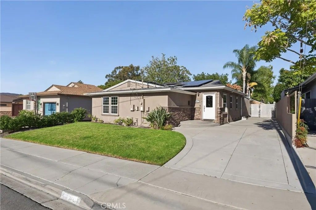 Photo of 6071 Amarillo Ave, La Mesa, CA 91942 (MLS # PW25236754)