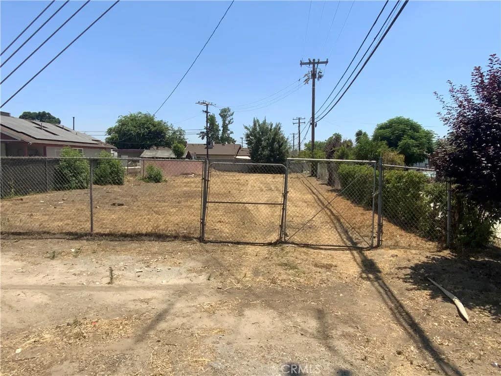 Photo of 0 5th, Highlands, CA 92346 (MLS # IV26158306)