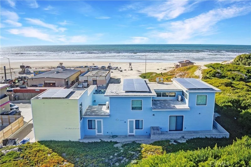 1111 Strand Way