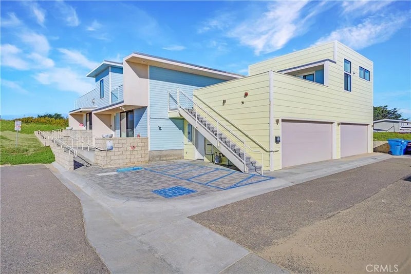 1111 Strand Way