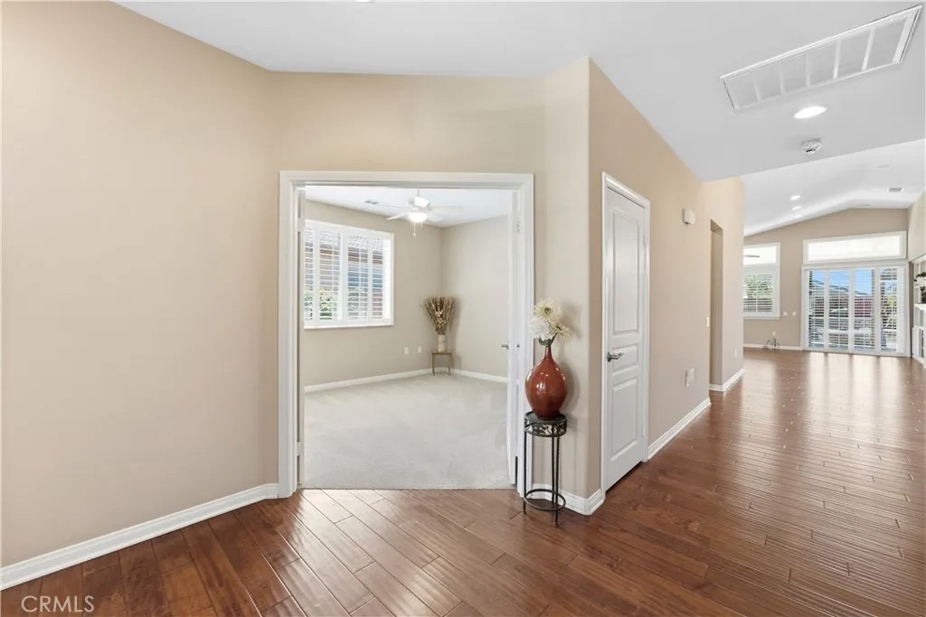 7579 Whitworth Dr