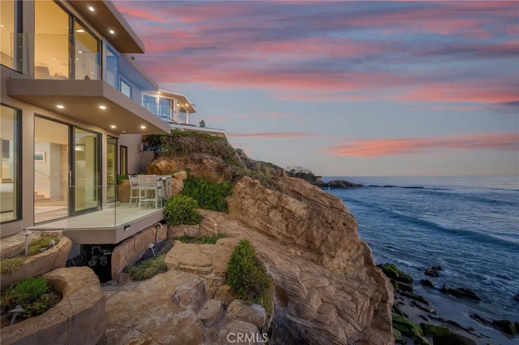 1715 Ocean Way