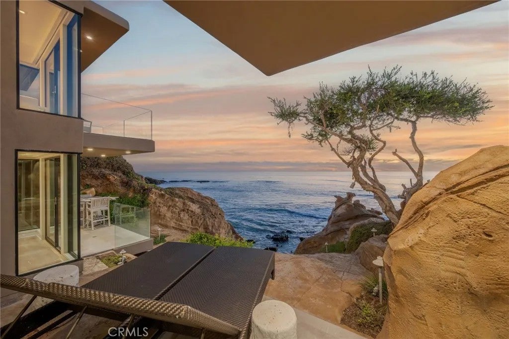 1715 Ocean Way
