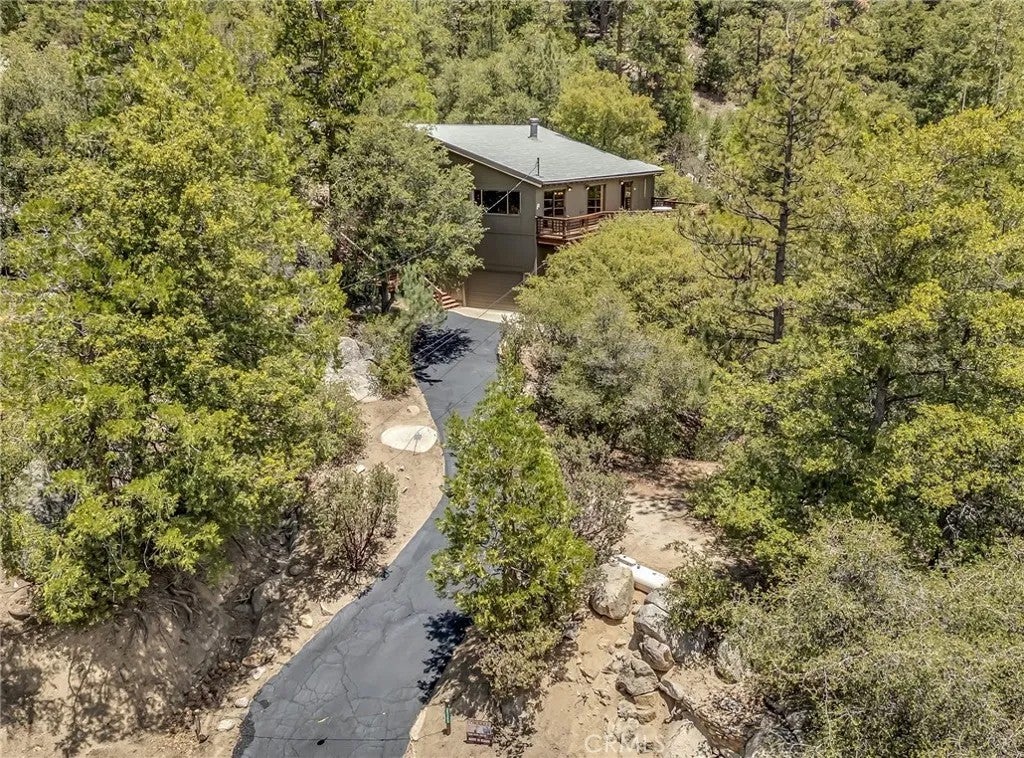 25360 Green Oaks Court