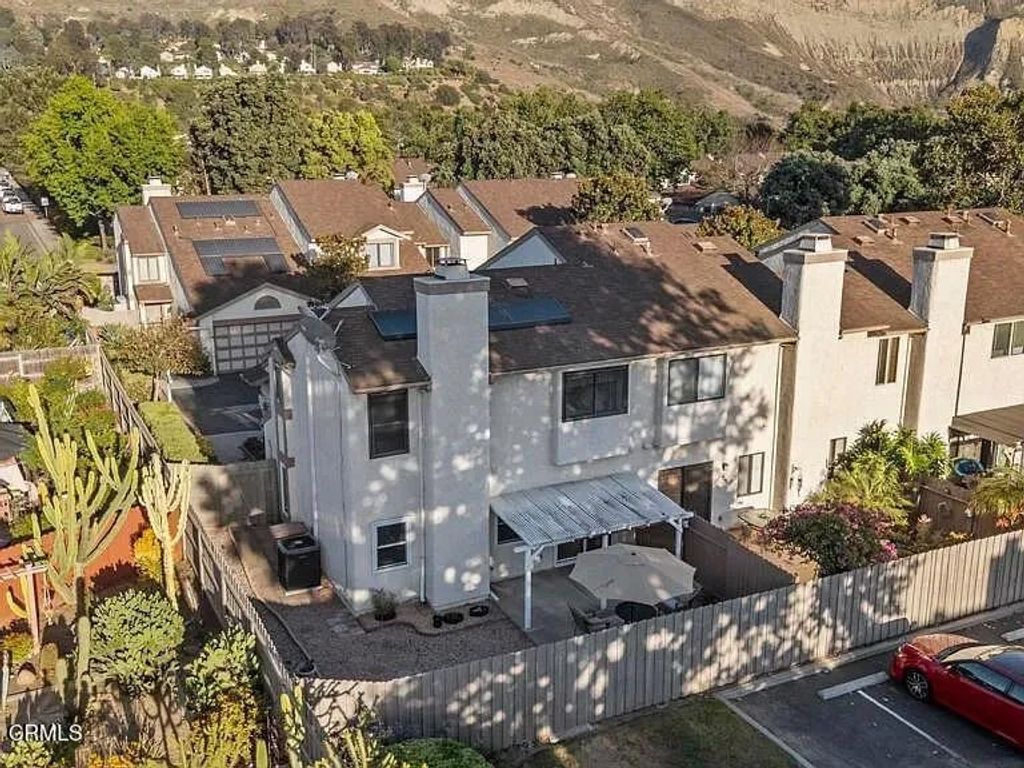 Photo of 2439 Chippewa Lane, Ventura, CA 93001 (MLS # V1-33678)