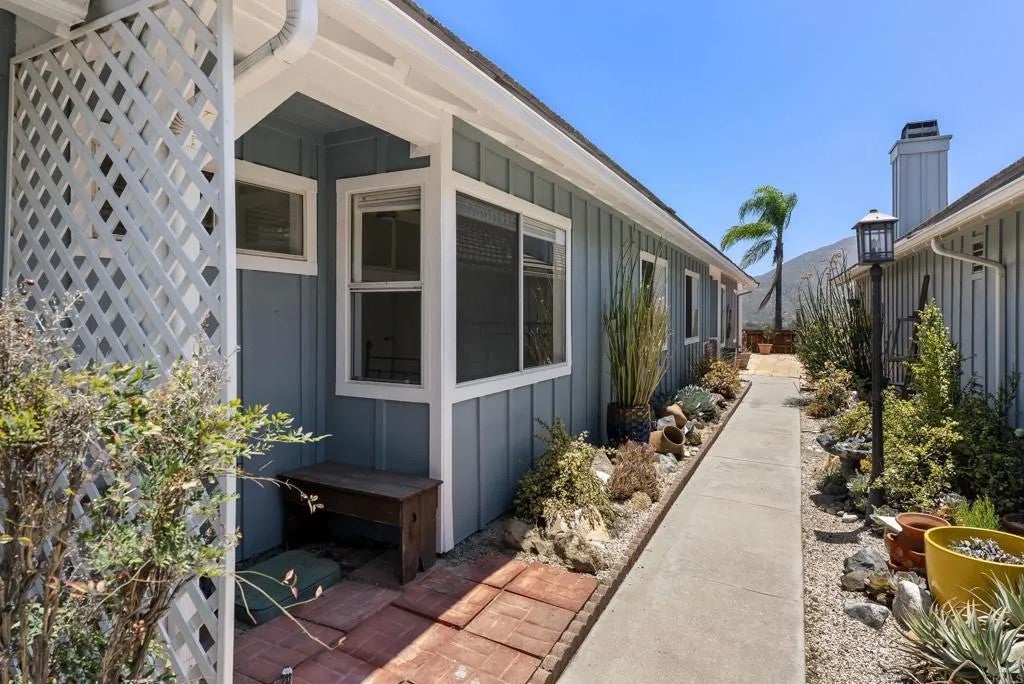 1241 Pearlbush Court