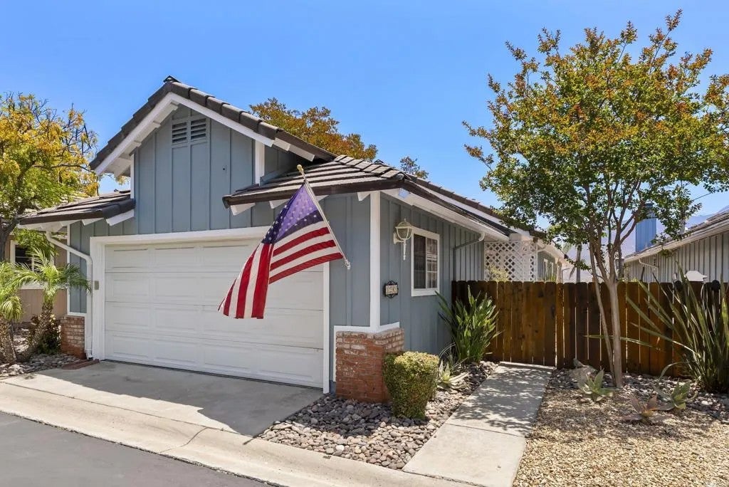1241 Pearlbush Court