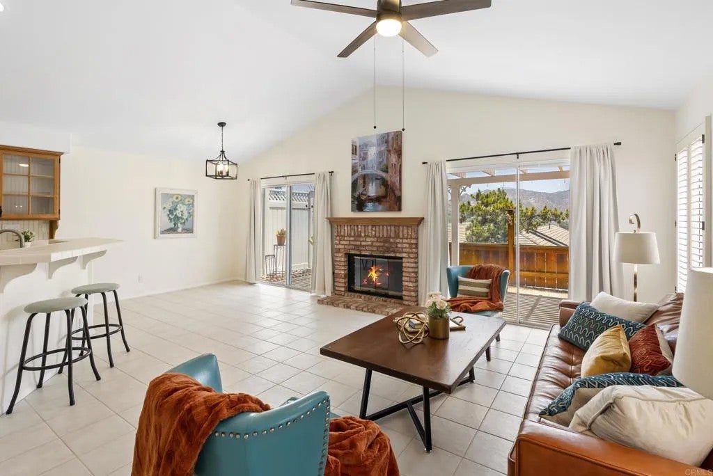 1241 Pearlbush Court