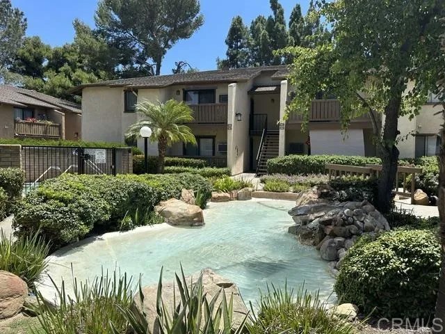10284 BLACK MOUNTAIN Road 185