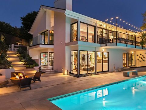 Photo of 5676 Taft Ave, La Jolla, CA 92037 (MLS # 2601090)