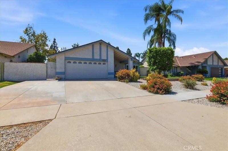 8618 Turlock