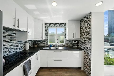 Tiny photo for 510 First Ave #402, San Diego, CA 92101 (MLS # PTP2503841)
