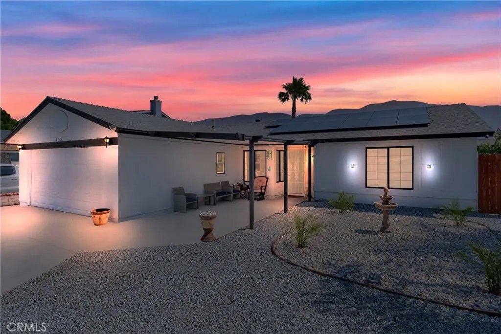 Photo of 813 Yorkshire Ln, San Jacinto, CA 92583 (MLS # CV25120734)