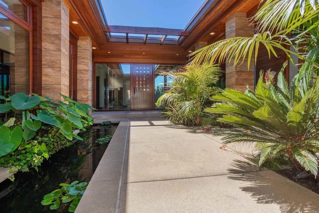649 Seabright Lane
