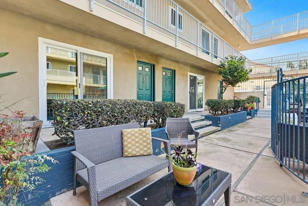 4477 Mentone Street Unit 105