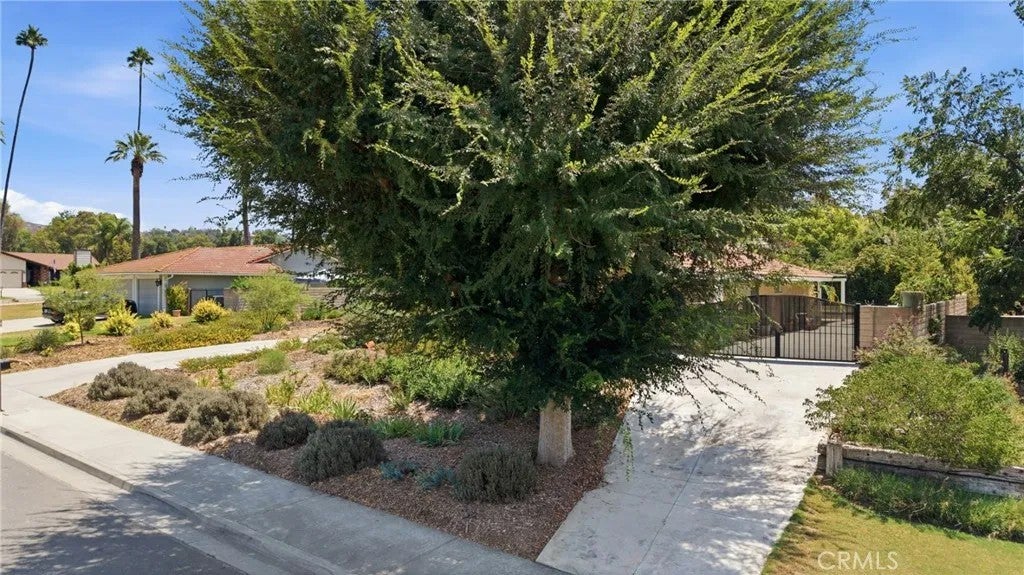 6526 Marlo Way
