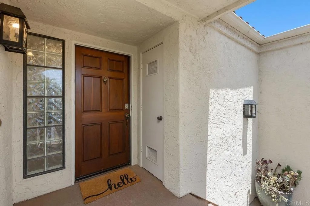 3190 CAMINO ARROYO