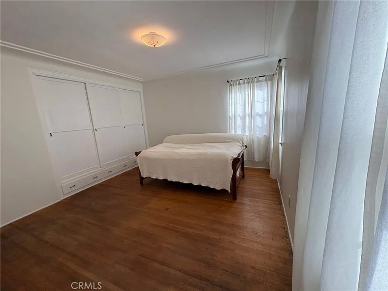 8615 San Gabriel