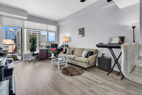 Tiny photo for 427 9th Ave #1308, San Diego, CA 92101 (MLS # 250036800)