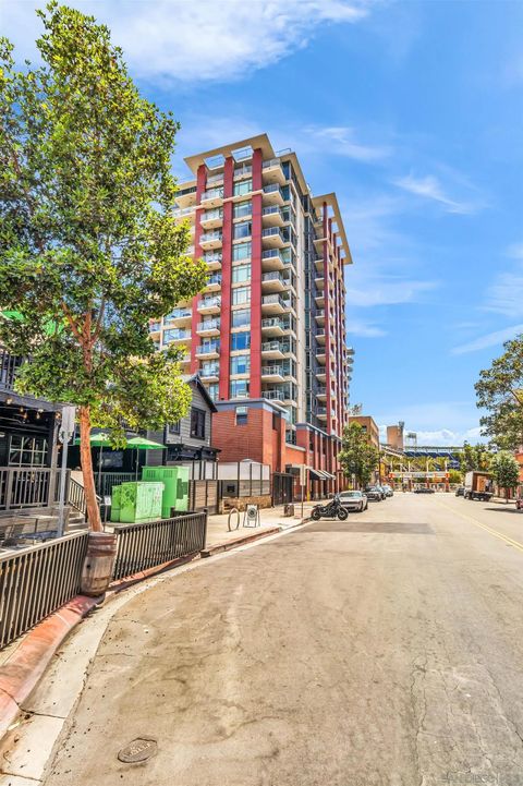 Tiny photo for 427 9th Ave #1308, San Diego, CA 92101 (MLS # 250036800)