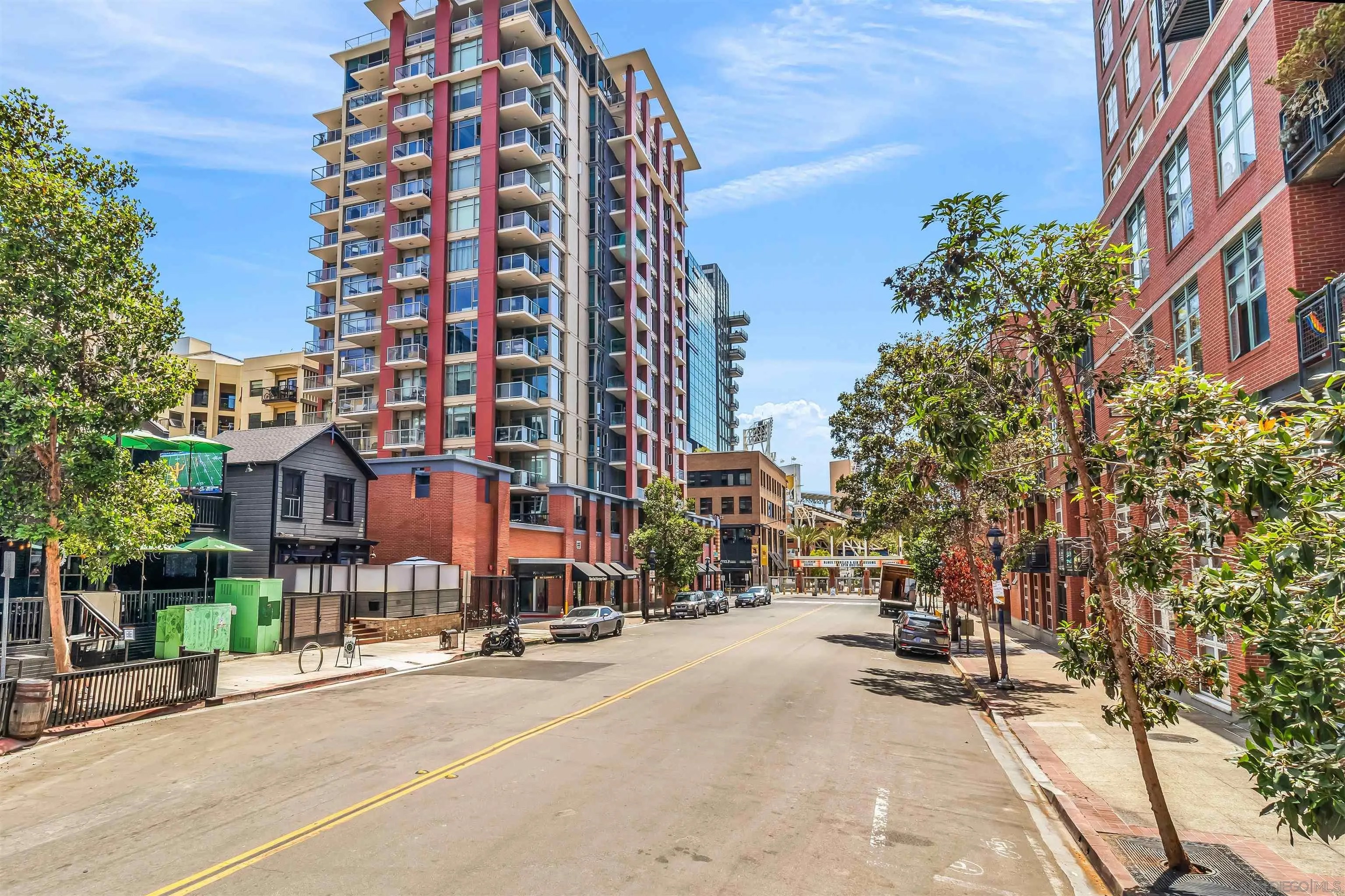 427 9th Ave 1308