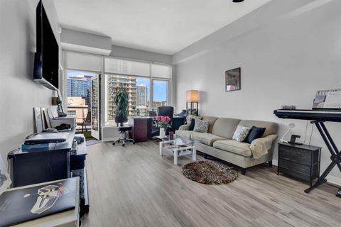 Photo of 427 9th Ave #1308, San Diego, CA 92101 (MLS # 250036800)