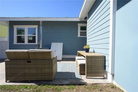 Tiny photo for 4524 2nd Avenue, Los Angeles, CA 90043 (MLS # DW25271223)