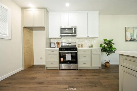 Tiny photo for 4524 2nd Avenue, Los Angeles, CA 90043 (MLS # DW25271223)
