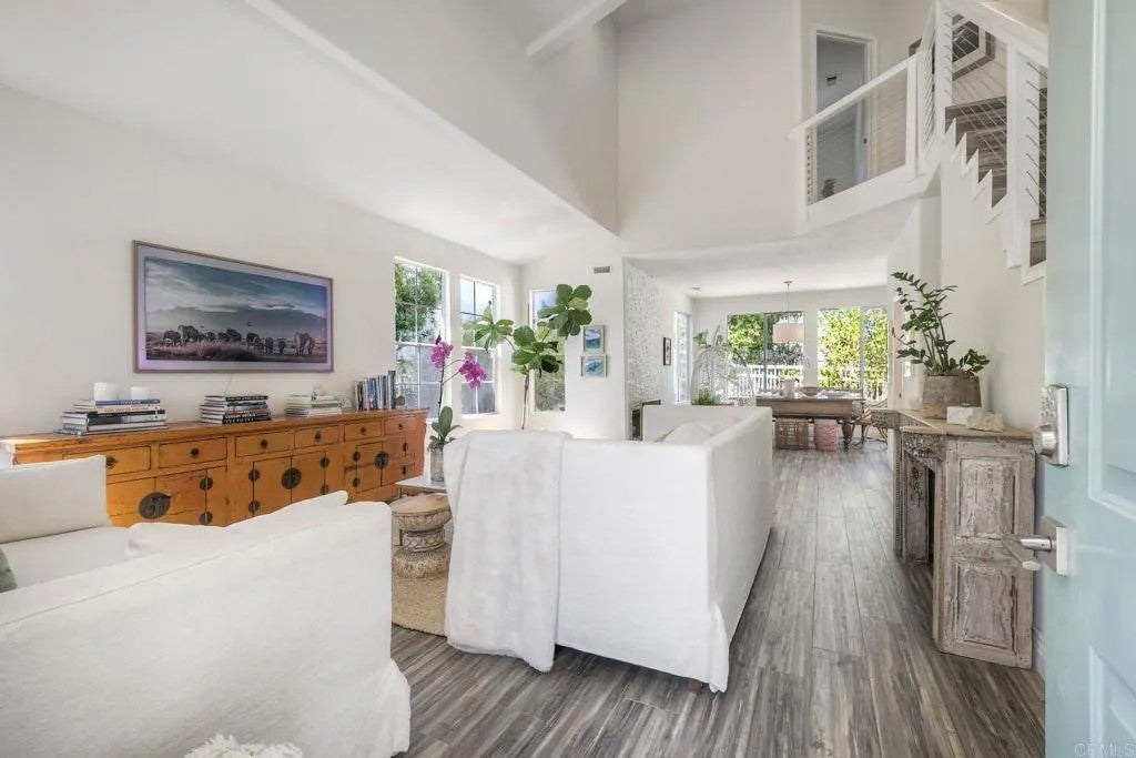 1109 Pacifica Place