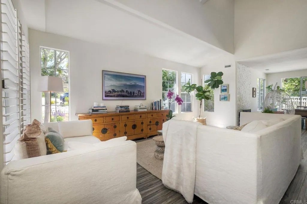 1109 Pacifica Place